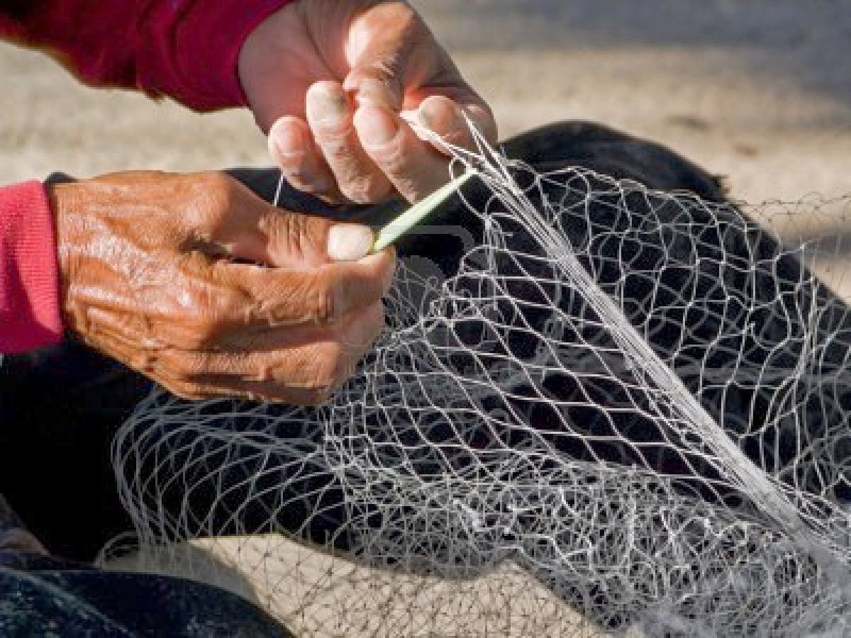 Fishing net перевод. Сетка путанка для рыбалки. Старинная рыболовная сеть. Древние рыболовные сети. Рыболовная сеть паутинка.