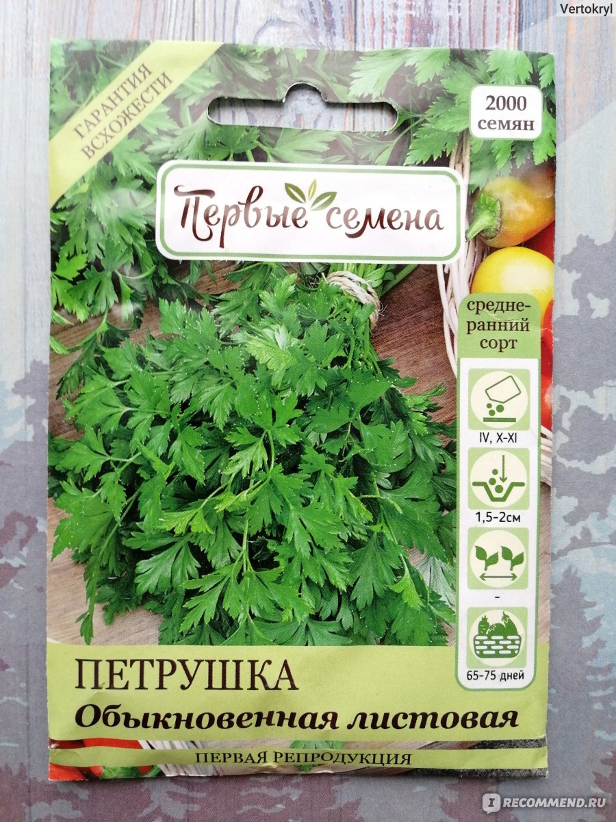 Клоун с разноцветными шарами