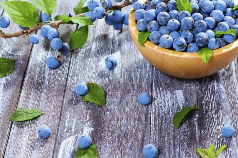 Тернослива ягода внутри