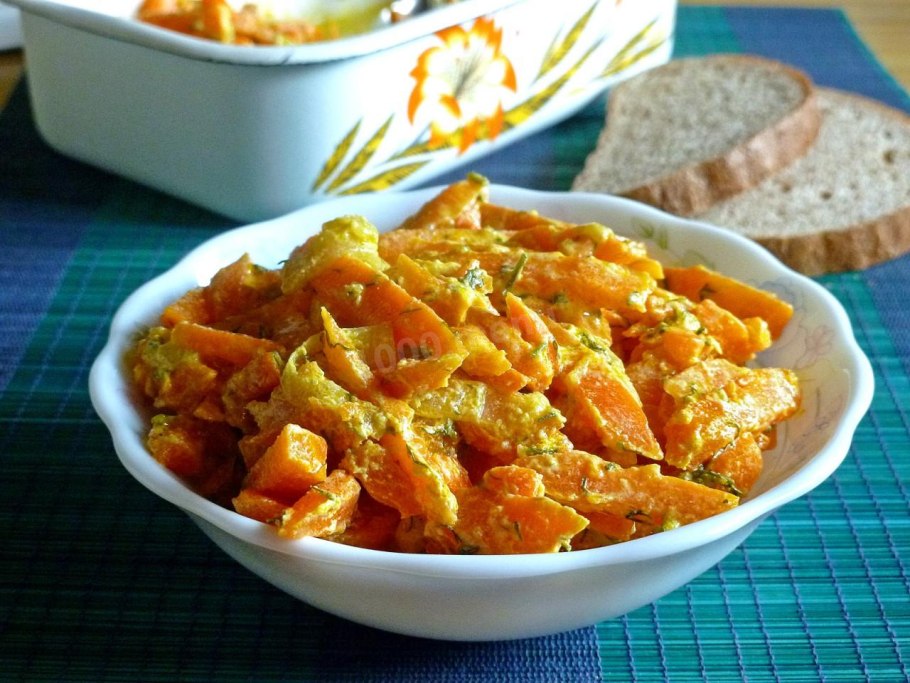 Гарнир из тушеной моркови