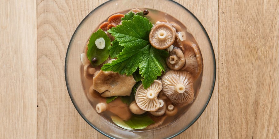 Грибы с молоком