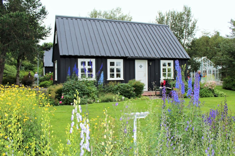 Главный бухгалтер Ботанический сад