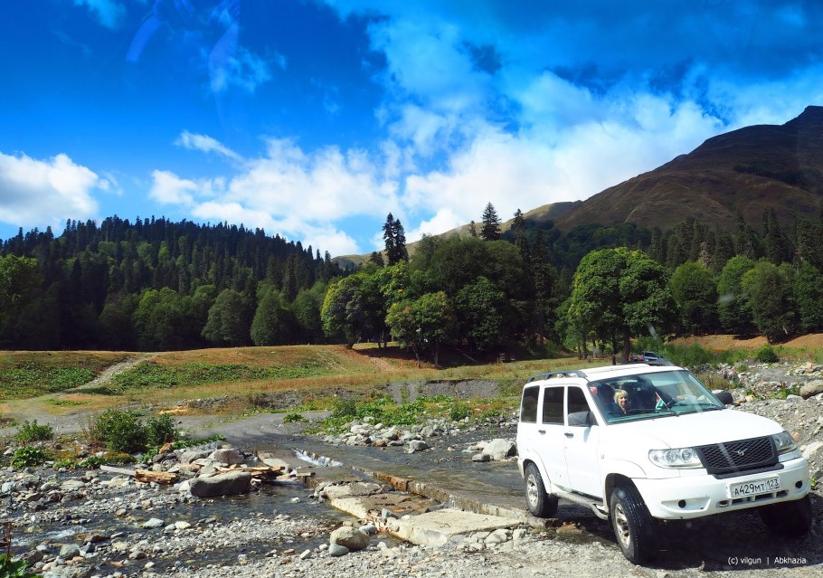 Озеро Рица с альпийскими лугами экскурсии