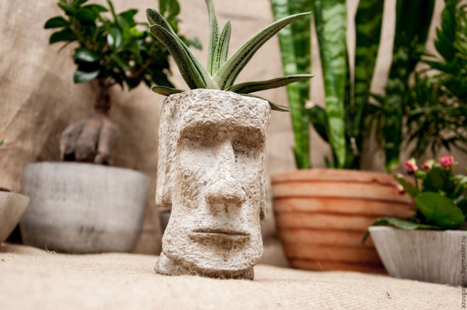 Моаи горшок