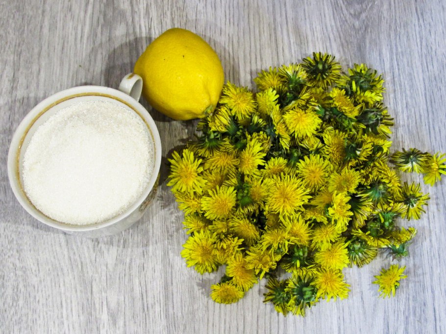 Одуванчики и лимоны