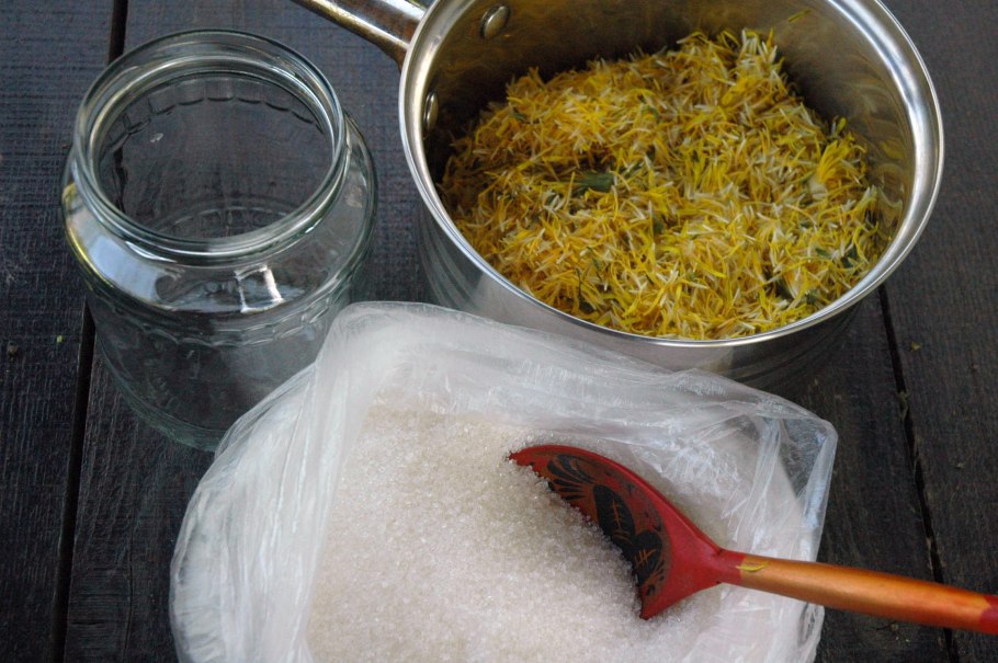 Мед из одуванчиков цветков 400