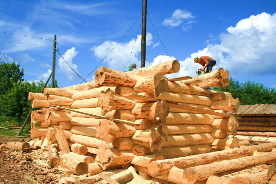 Сруб из бревна