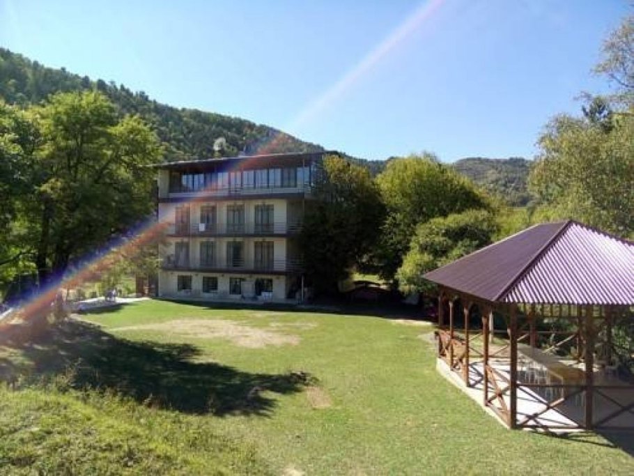 Голопопим в пять лет ню