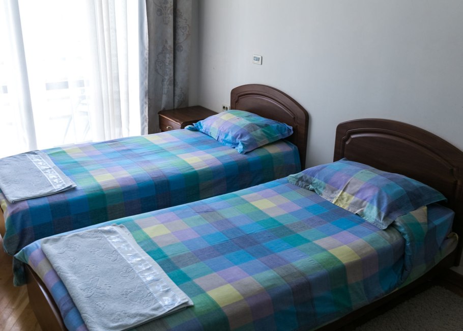 Береза с красным стволом