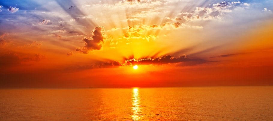 Туманный рассвет на реке