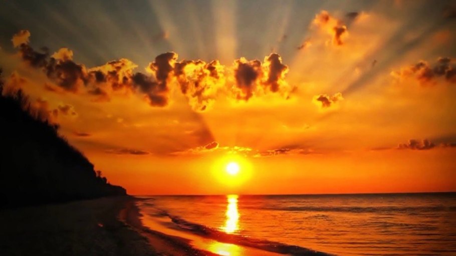 Августовское солнце