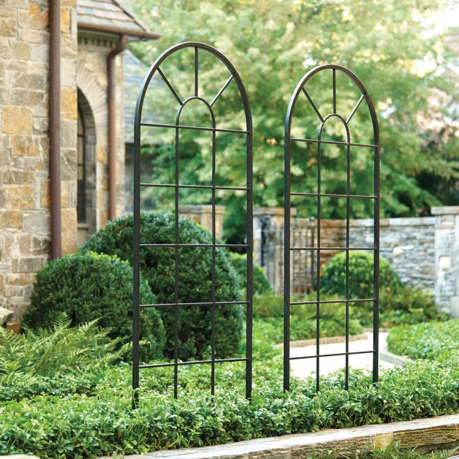 Садовая шпалера для вьющихся растений