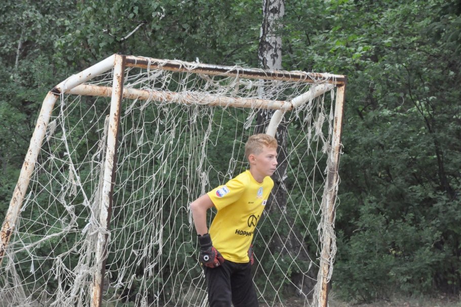 Березовая роща с озером