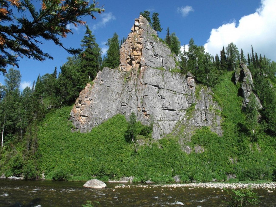 Шерегеш мегалиты