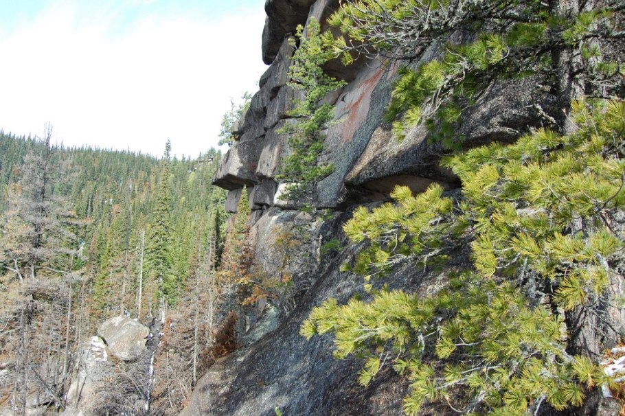 Гора Куйлюм мегалиты