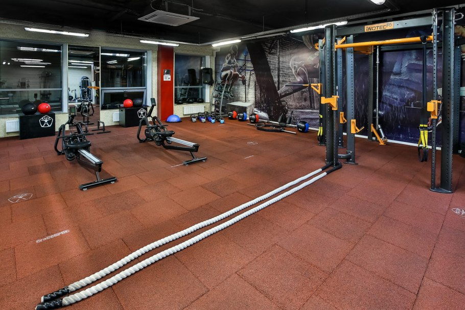 Клён Глабоза остролистный