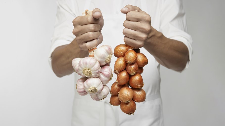 Лук репчатый молодой