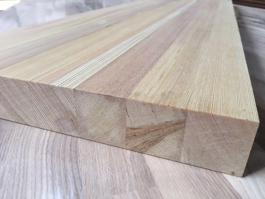 07069 Шпон дуб структурный