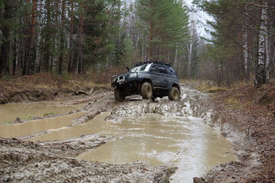 ГАЗ 66 по грязи