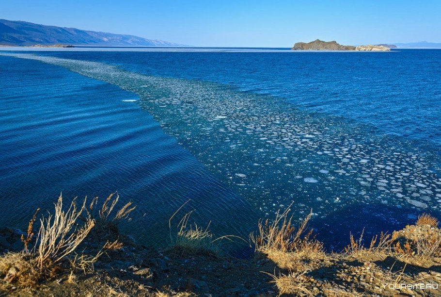 Озеро Ольхон в мае