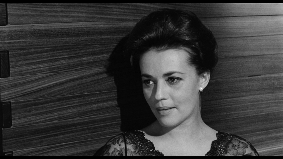 Жанны Моро в кольце