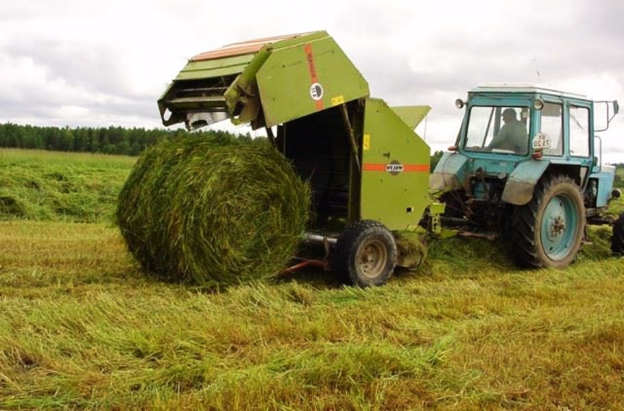 Сельхозтехника для сенокоса