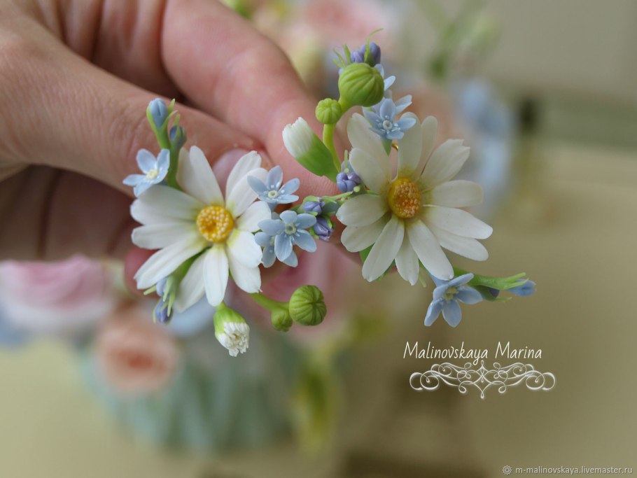 Ромашка из фарфора
