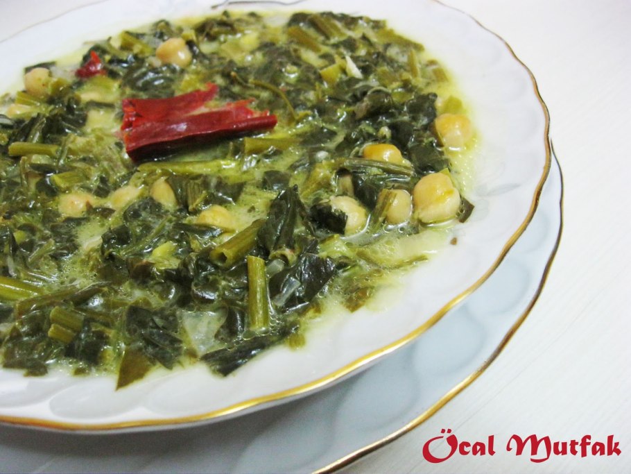 Борани по-армянски из свекольной ботвы