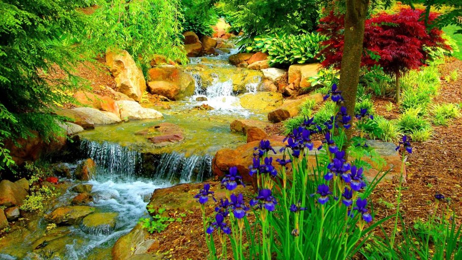 Цветущие сады и водопады