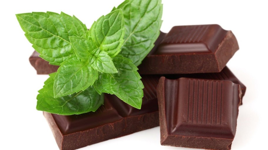 Листики мяты в шоколаде