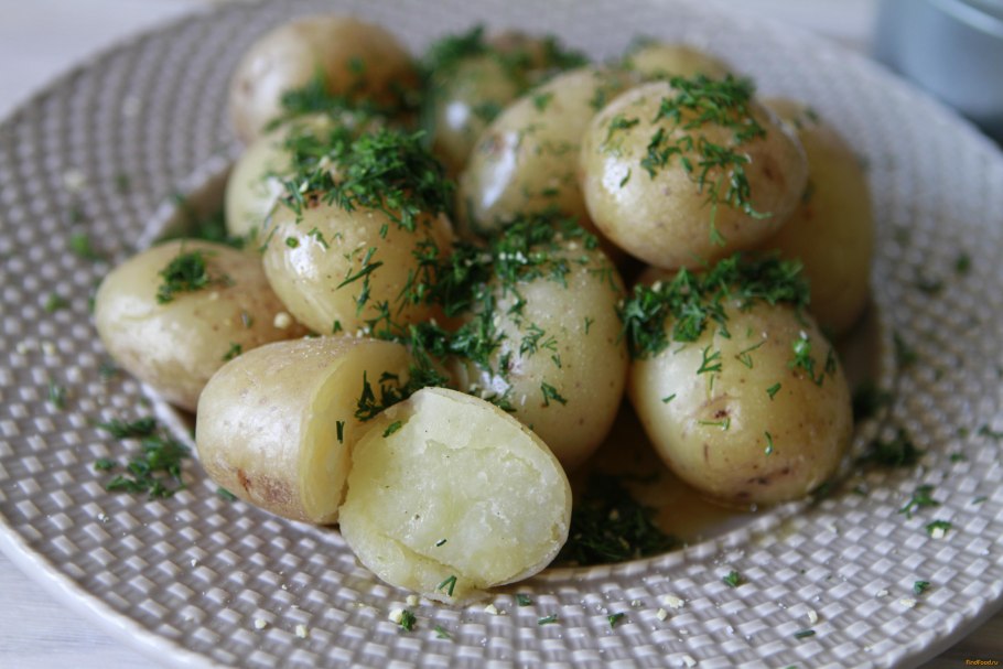 Картофель отварной в мундире