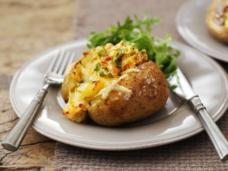 Картошка с начинкой запеченная в духовке