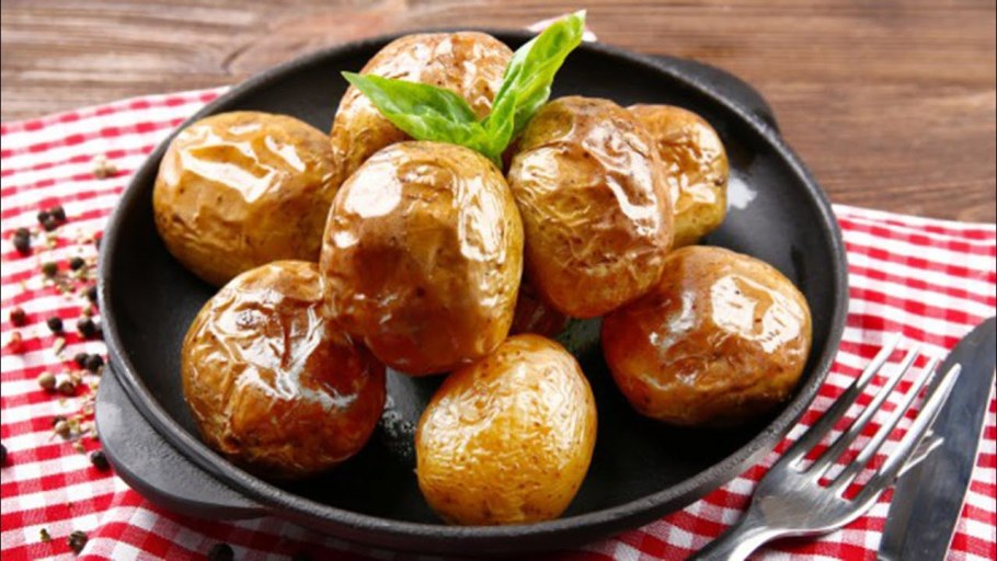 Картофель запеченный в мундире