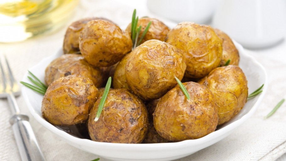 Картофель запеченный в мундире