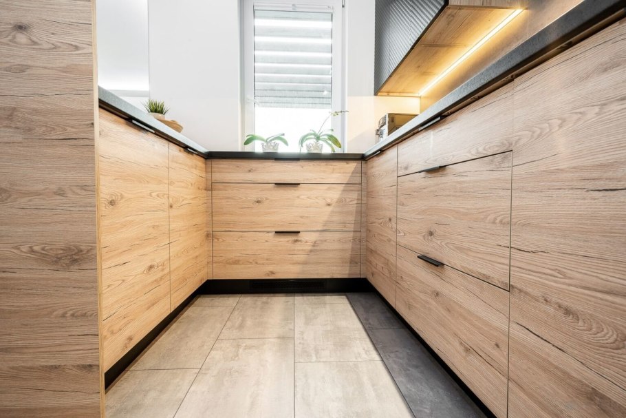 Egger лиственница Горная коричневая термо