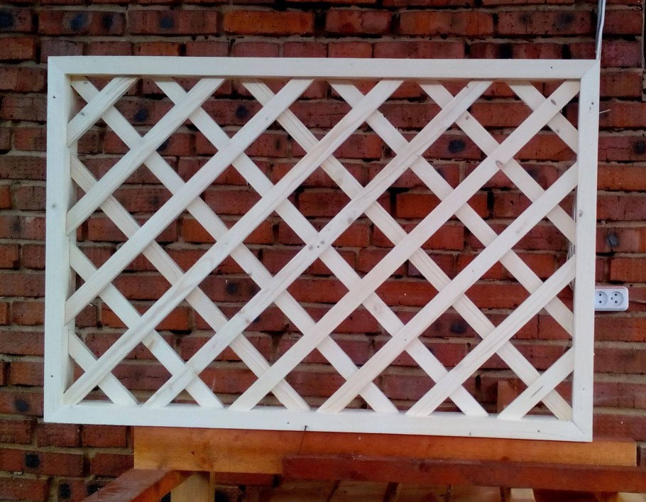 Шпалера Садовая деревянная