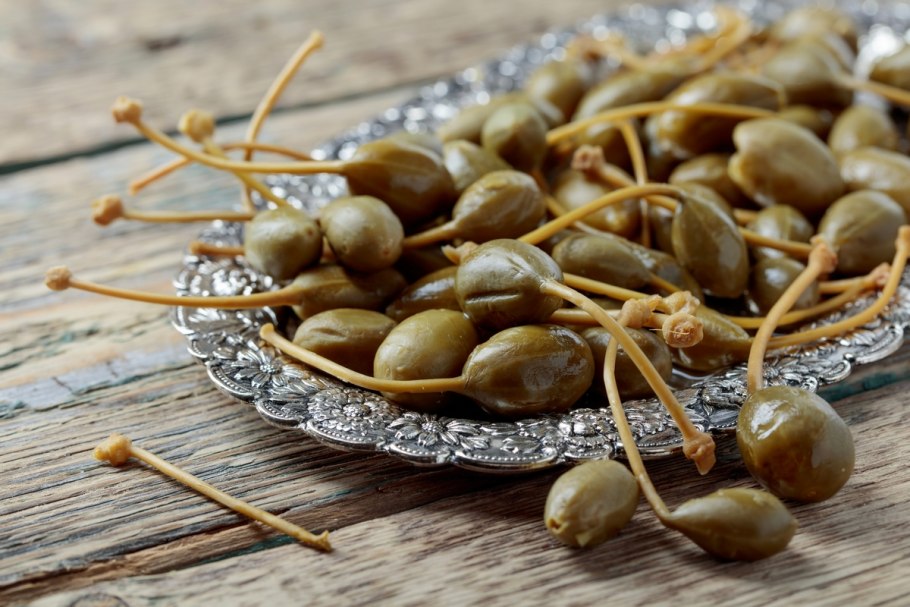 Корнишоны,каперсы Пикули