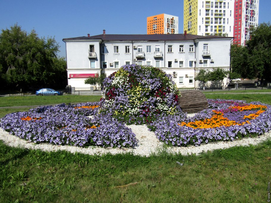 Клумбы Нижнего Тагила