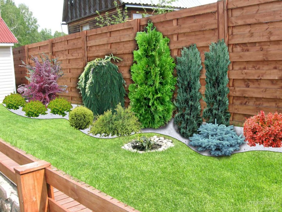 Миксбордер с туей Смарагд