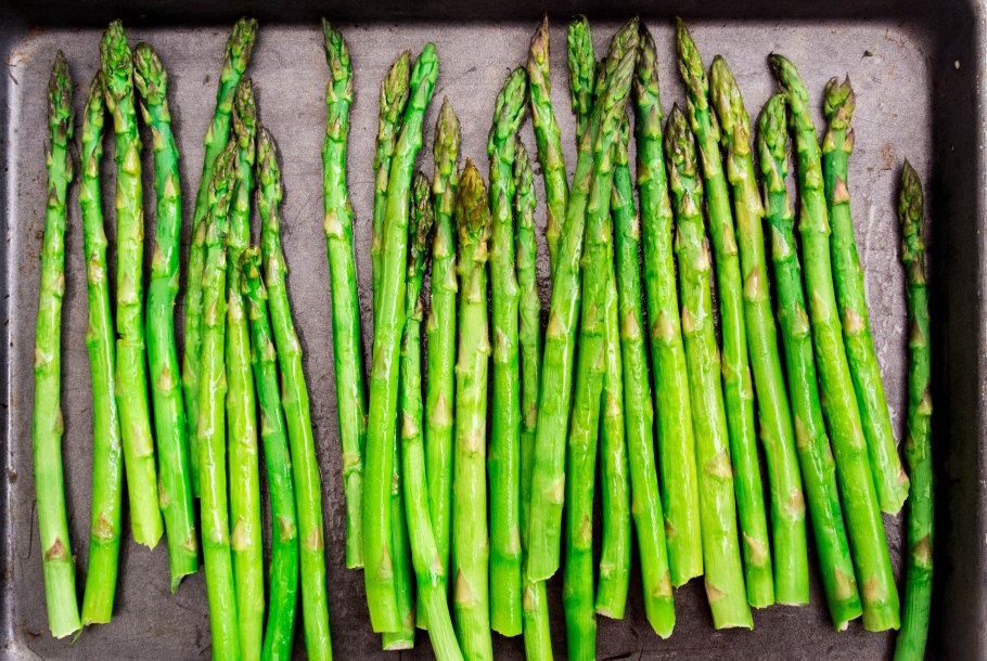 Спаржа зеленая тонкая