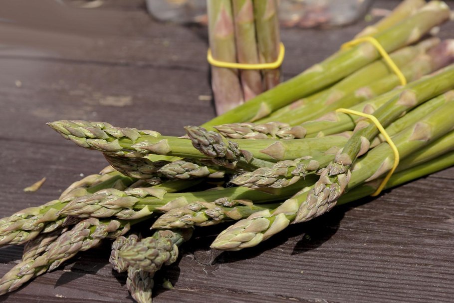Спаржа Емелюшка