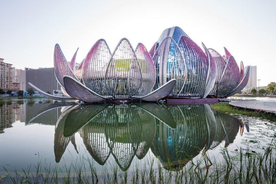 Здание Лотос в Чанчжоу