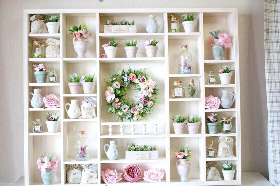 Горшки на стену для цветов