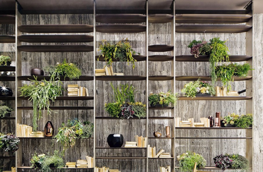 Угловая полка для цветов