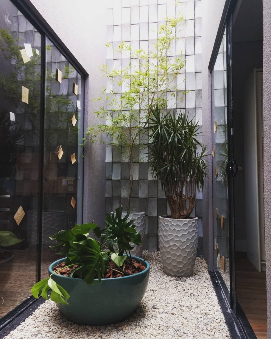 Атриум магазины 3 этаж