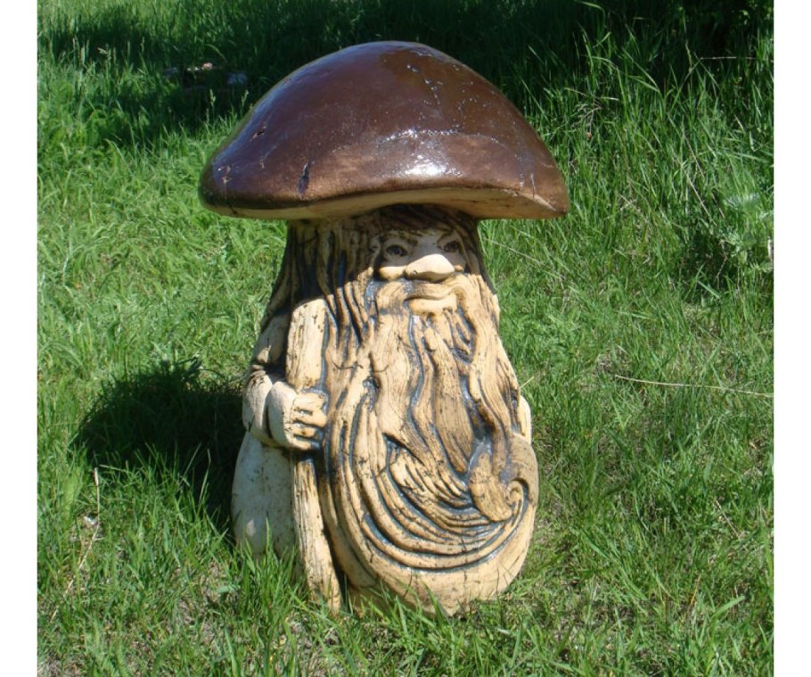 Грибы из гипса для сада