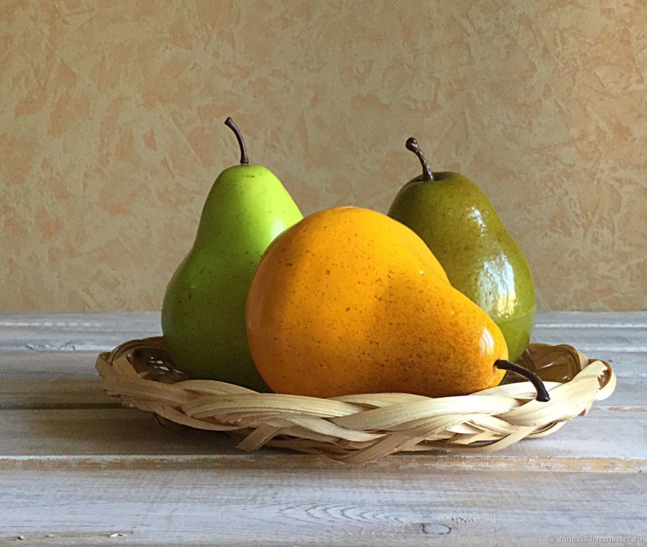 Груша искусственная