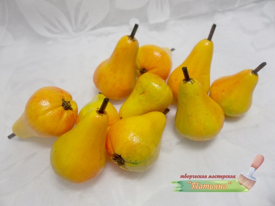 Маленькие декоративные груши