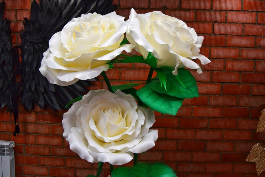 Объемные цветы на стену