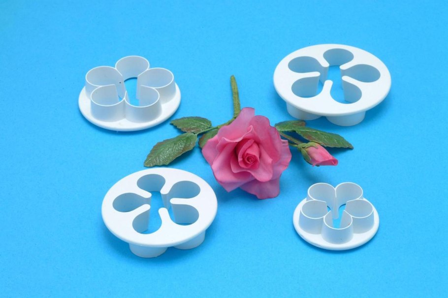 Пионы из гофробумаги